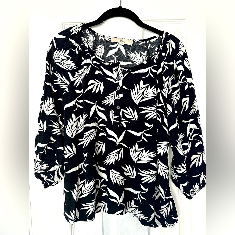 Ann Taylor Loft black and white blouse